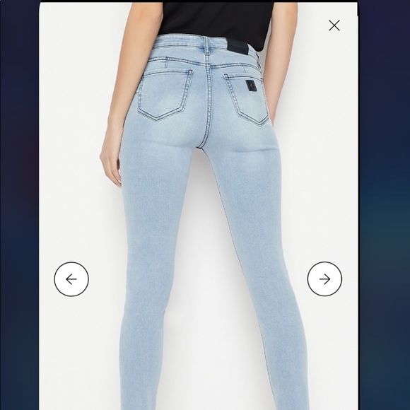 Armani exchange super skinny lift up size 27 light wash like new 🔥🔥💯👍 - Picture 3 of 16